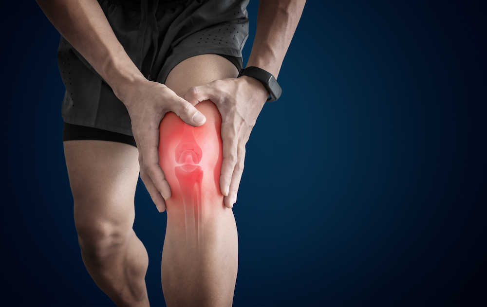 suffering from knee pain cause of overuse